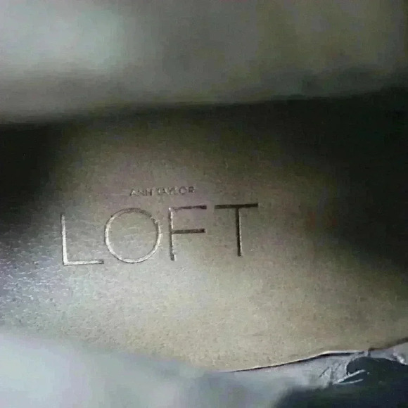 Anne Taylor Loft Women's Brown Leather Buckle Boot - Picture 11 of 11